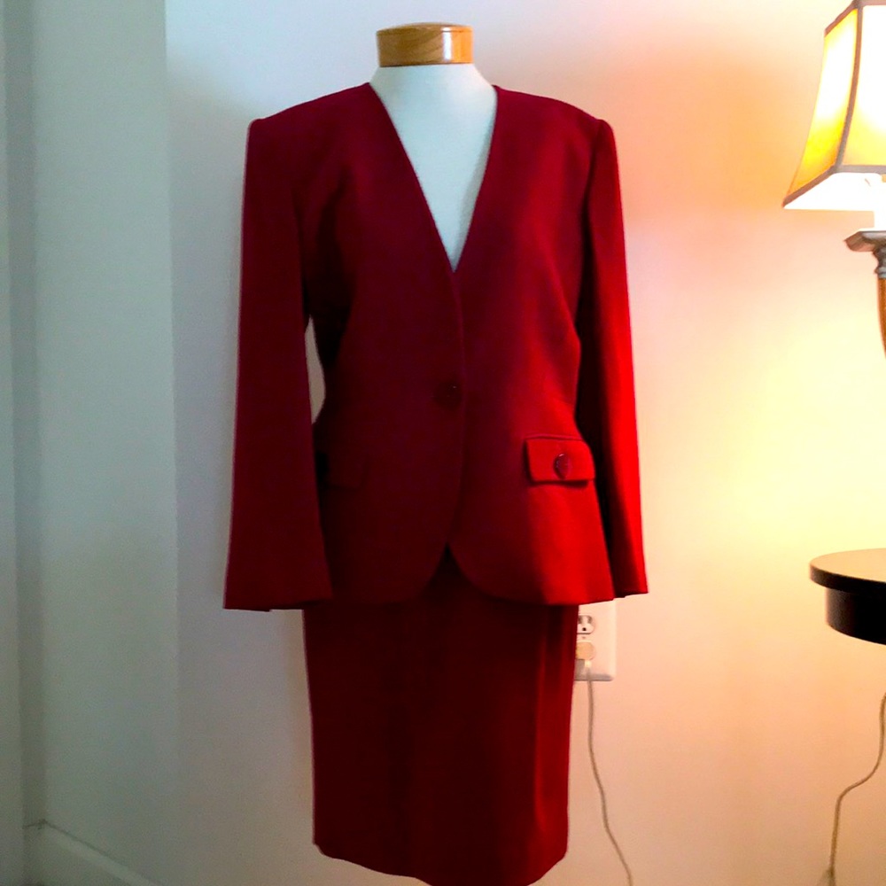 Jones New York Red Blazer & Skirt Set